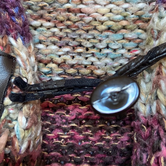 Vintage hooded cardigan with toggle buttons - Picture 2 of 8